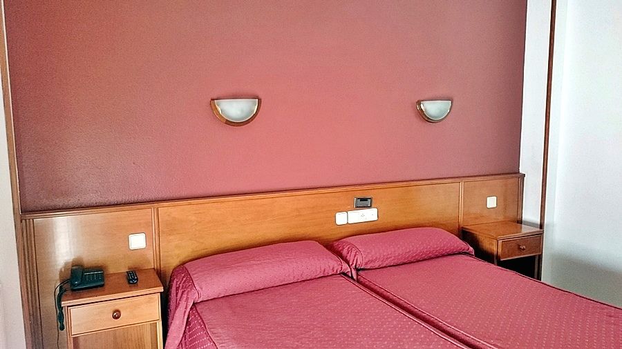 Отель Alvi Сория Экстерьер фото